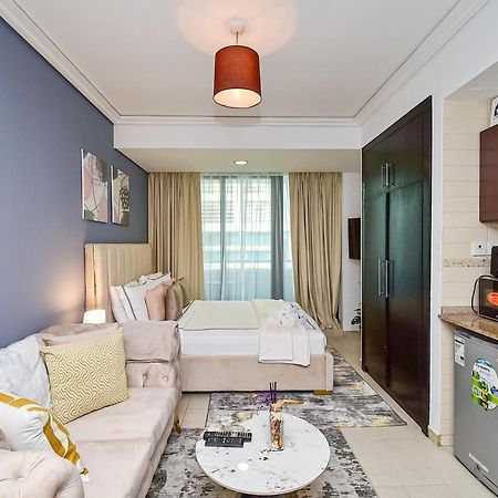 Luxury Escapes - Modern Studio Apt - Metro, Beach & Mall Mins Away ドバイ エクステリア 写真