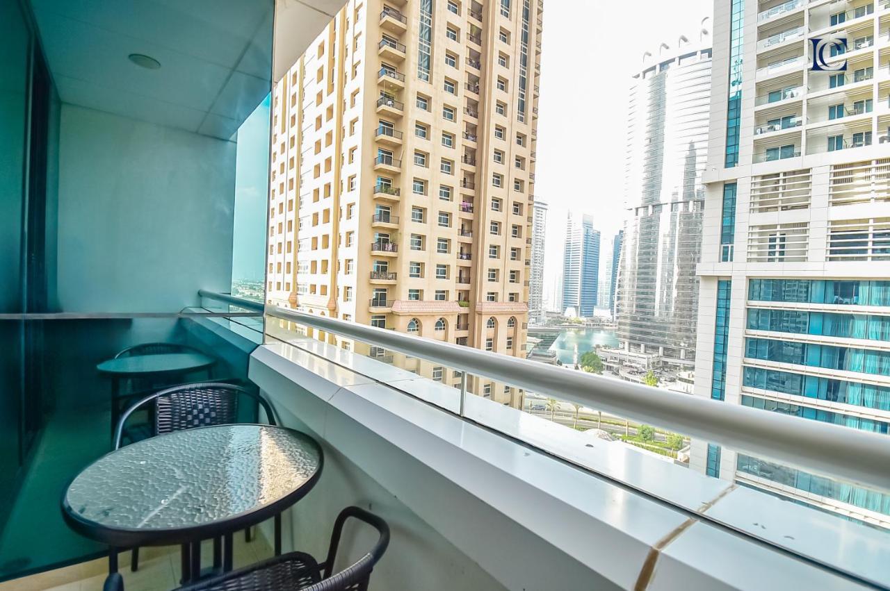Luxury Escapes - Modern Studio Apt - Metro, Beach & Mall Mins Away ドバイ エクステリア 写真