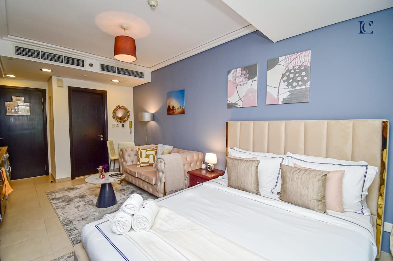 Luxury Escapes - Modern Studio Apt - Metro, Beach & Mall Mins Away ドバイ エクステリア 写真